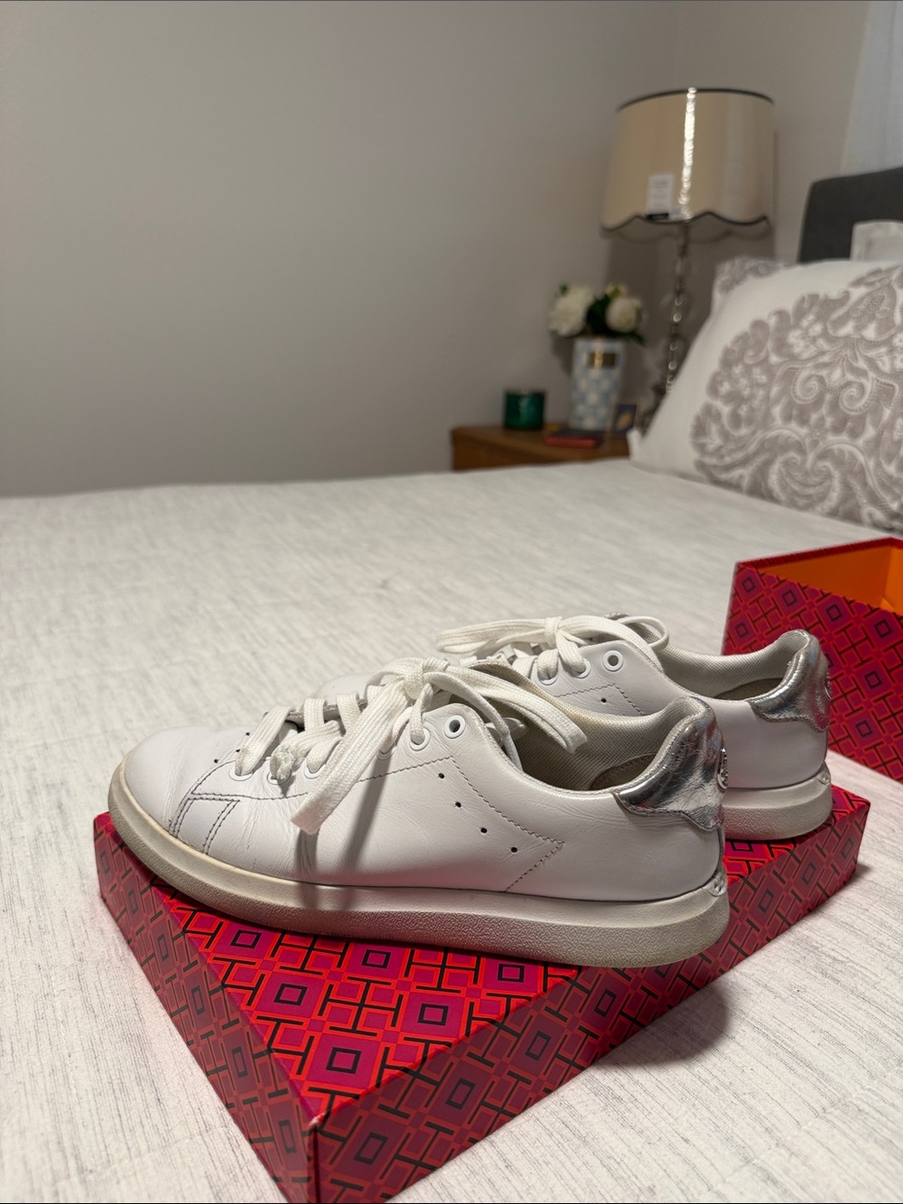 Tory Burch Kids White Leather Lace-Up Sneaker